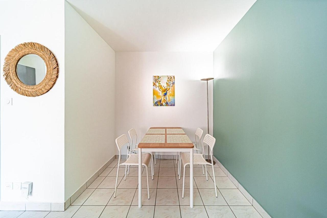 Appartement Cosy Avec Balcony And Garage-Charpennes 빌뢰르반 외부 사진