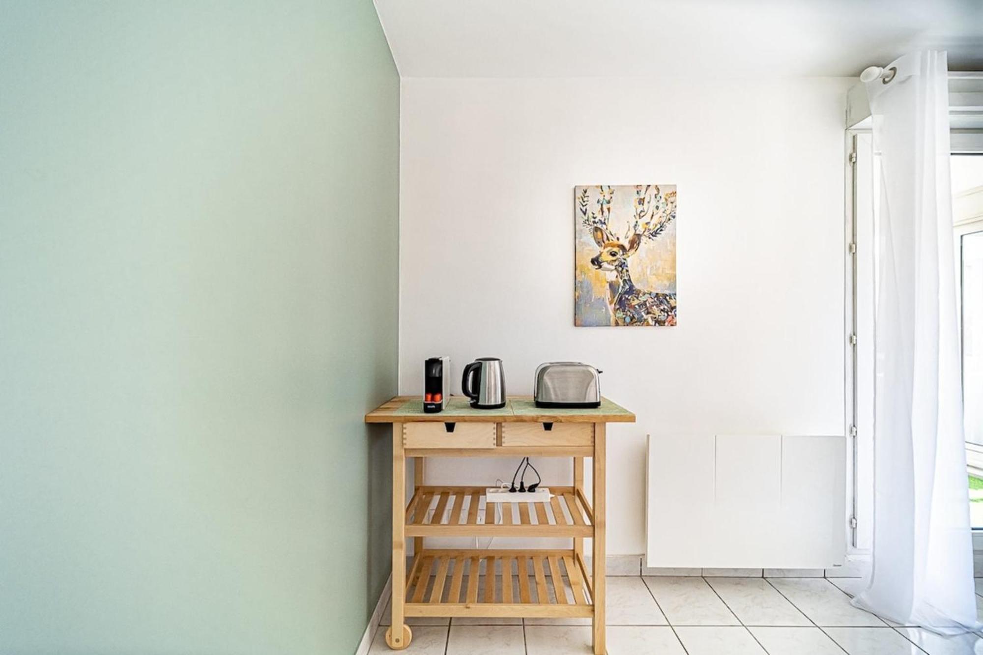 Appartement Cosy Avec Balcony And Garage-Charpennes 빌뢰르반 외부 사진